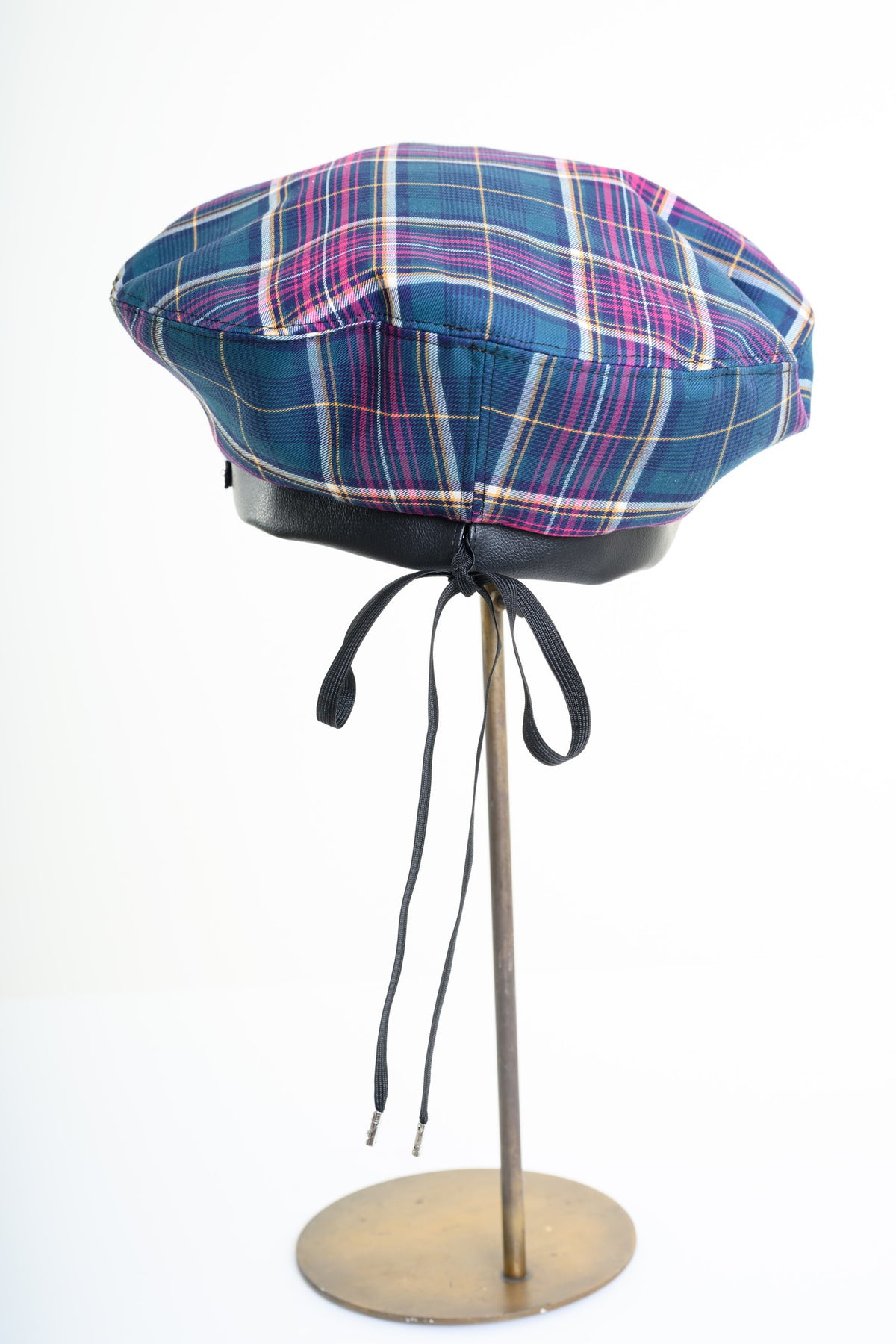 Embroidery Beret | GALAXY BROAD SHOP