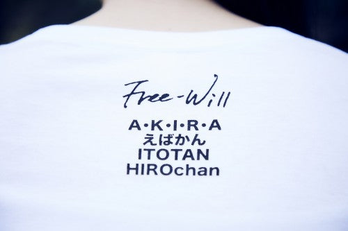 ジョリーピックルス「黒じゃない世界」Tシャツ | GALAXY BROAD SHOP