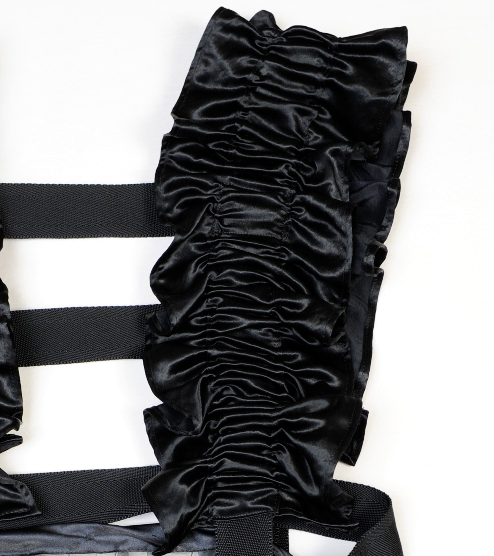マダラニンゲン サスペンダー Ruffle Harness with Skirt | GALAXY BROAD SHOP