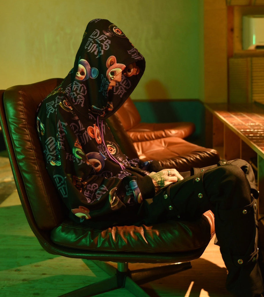 MAD PATTERN HOODIE Black