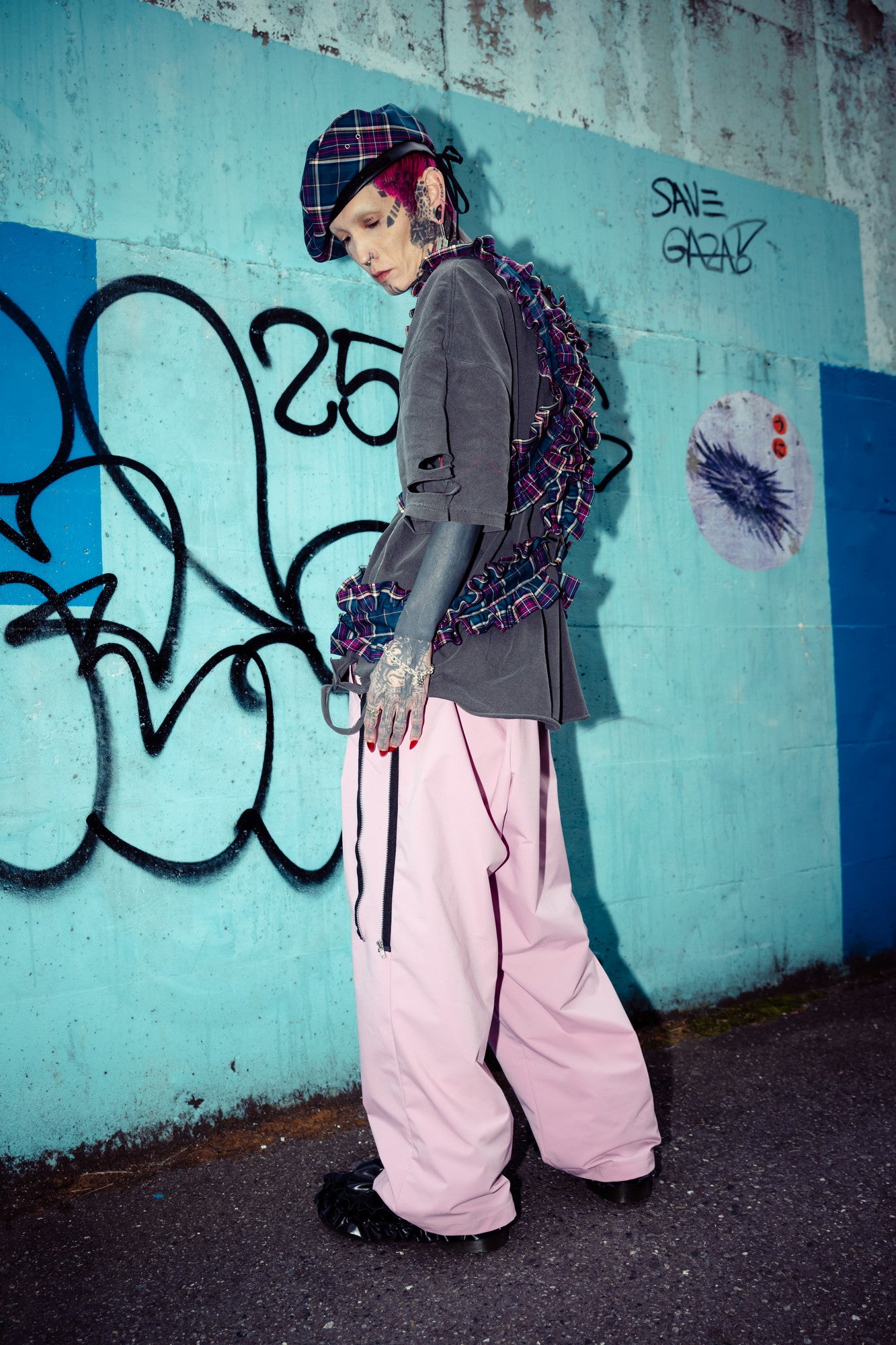 Ruffle Harnes | GALAXY BROAD SHOP