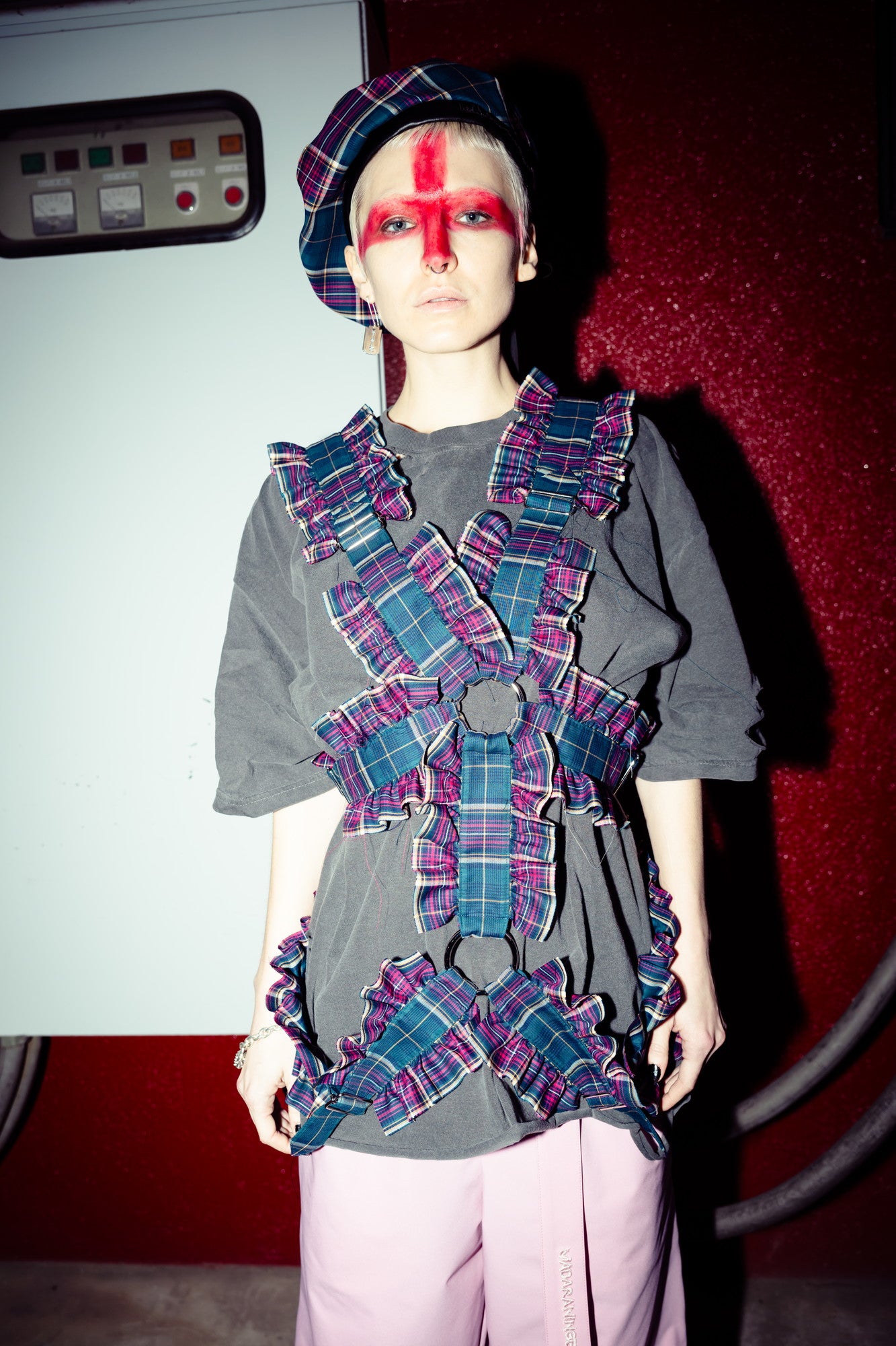 Ruffle Harnes | GALAXY BROAD SHOP