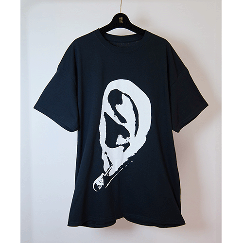 EAR T-shirt