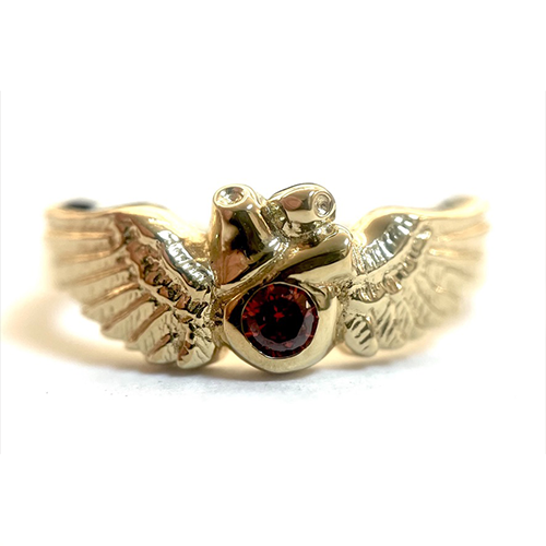 RAVEN HEART PINKIE RING 18k gold plated RED