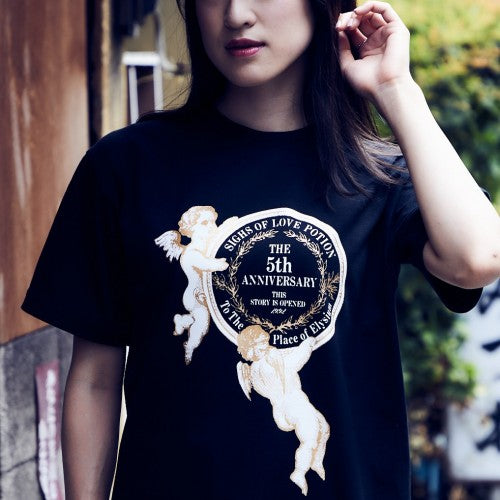 Sighs of Love Potion Tシャツ
