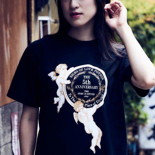 フランス発 Sandro×ルイーズ.B コラボ スパイラル Tシャツ フランス発 Sandro×ルイーズ.B コラボ スパイラル Tシャツ