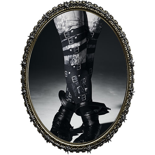 KOMACHI2266531DarkLolita xArlequin Aki Collaboration Tights "Border Line"