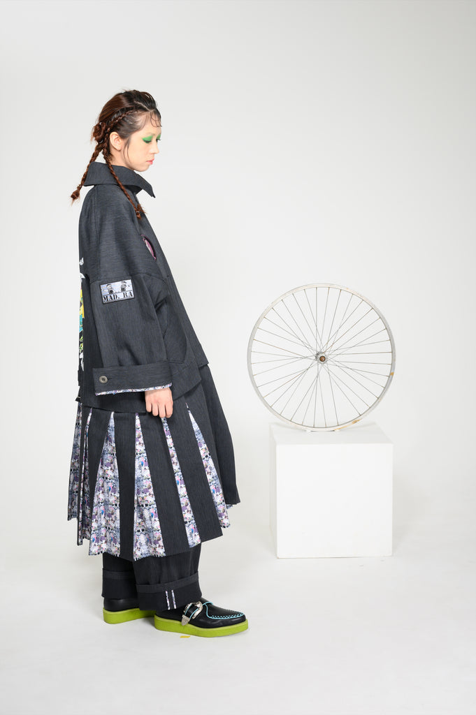 [一般販売] Pleats Rolled Skirt 丸尾末広×MADARANINGEN [Black]