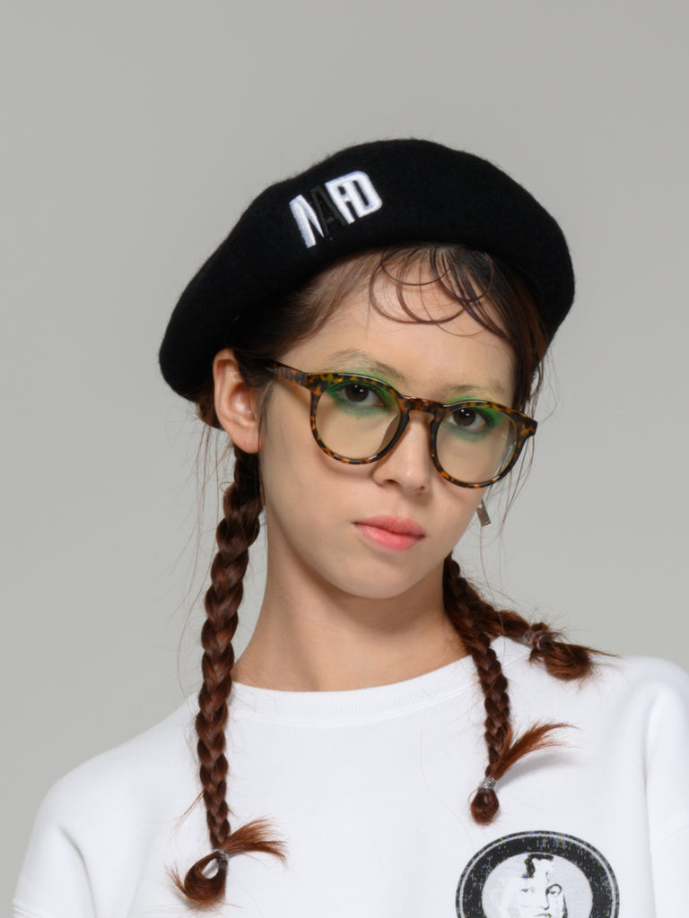 Embroidery Beret [Black]