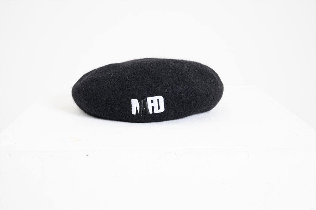 Embroidery Beret [Black]