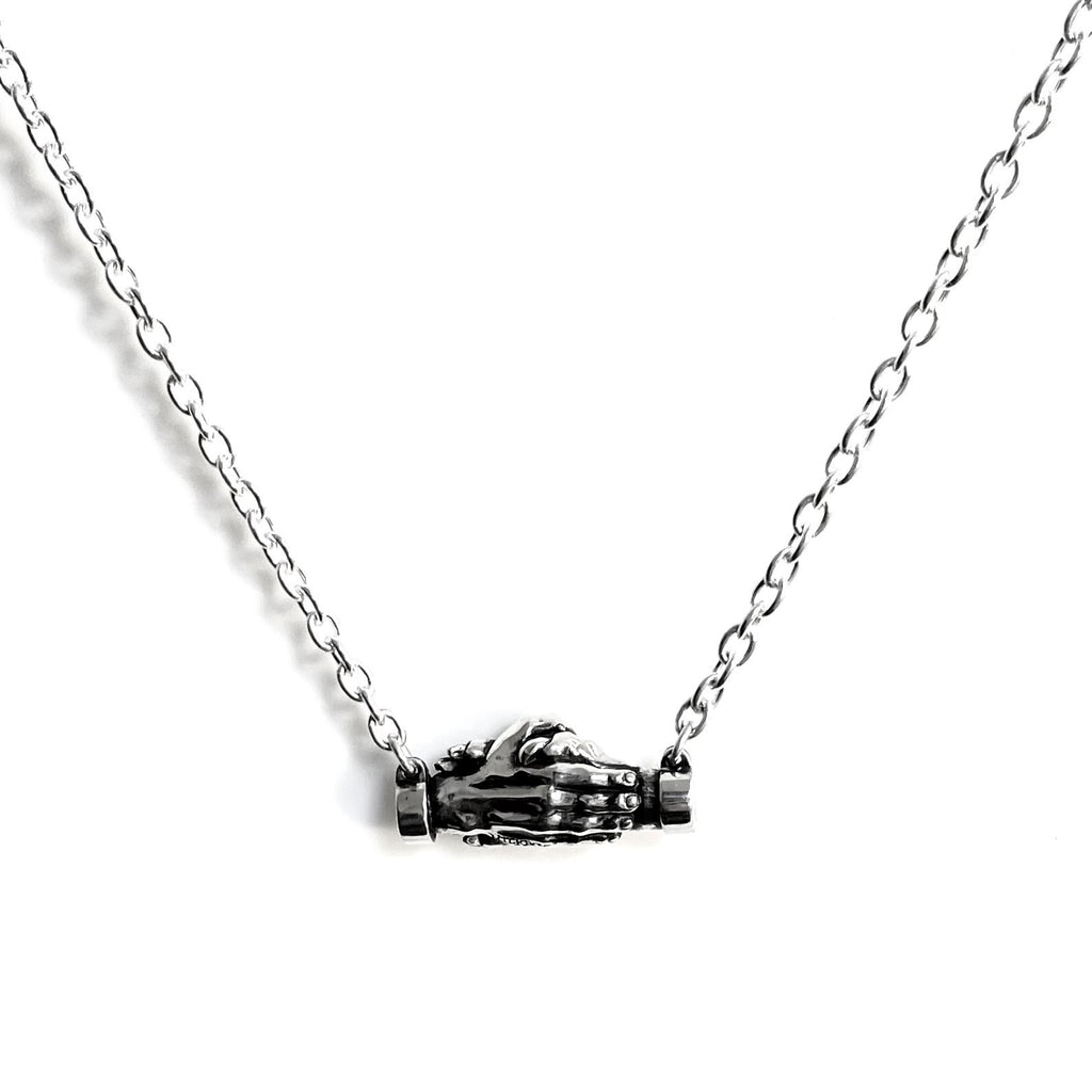 Entered handshake necklace silver925